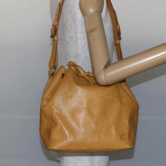 LOUIS VUITTON Epi Petit Noe Shoulder Bag Yellow